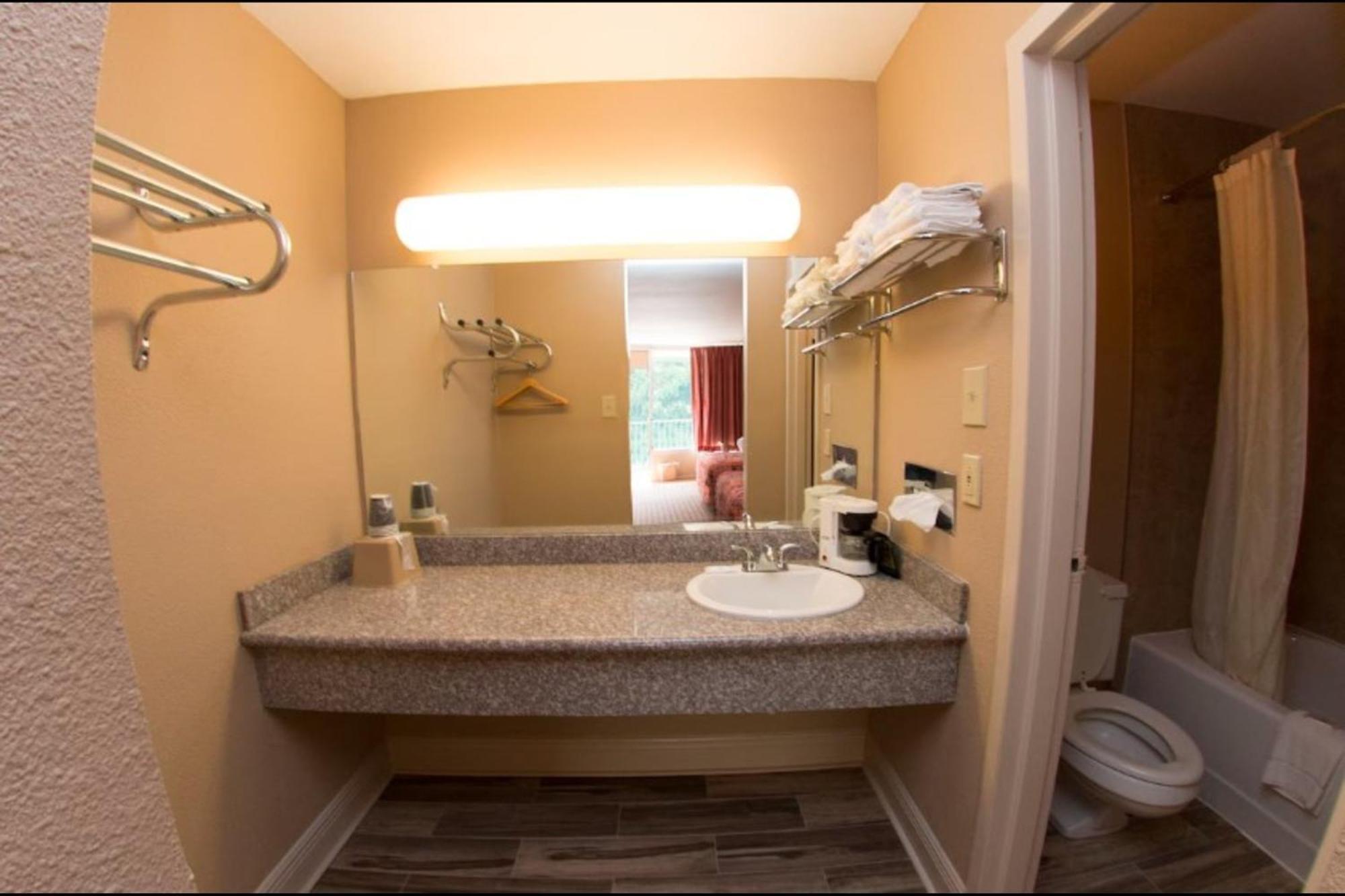 Oyo Hotel Audubon Baton Rouge Port Allen I-10 Экстерьер фото