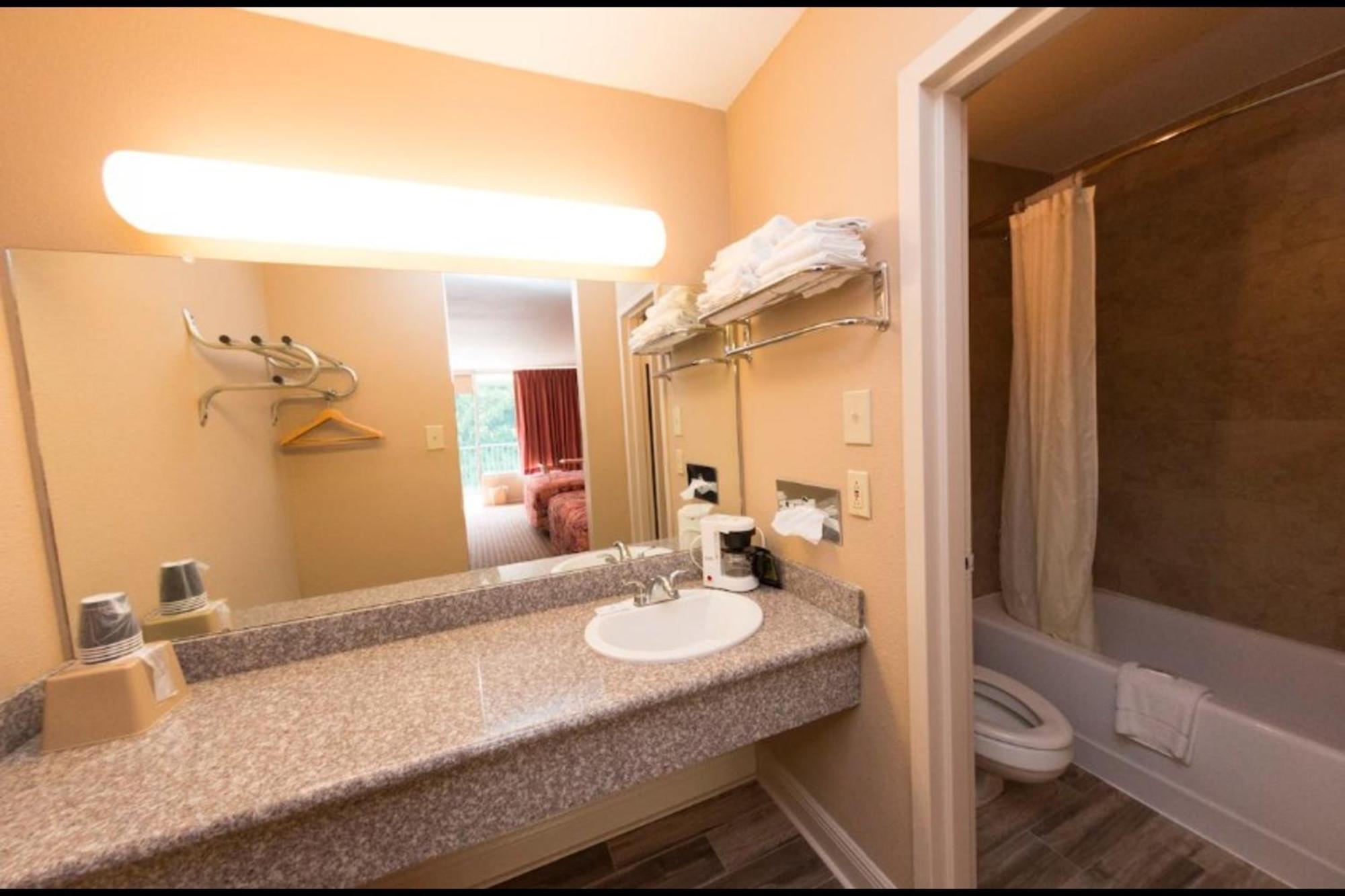 Oyo Hotel Audubon Baton Rouge Port Allen I-10 Экстерьер фото